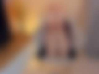 Live cam show with ellianora - Young Adult on Gym Cam Girls