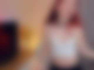 Live-camshow met ellianora - Athletic Small Tits op Camsoda