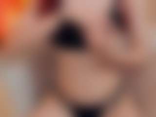 ellianora's Live Sex Cam Show