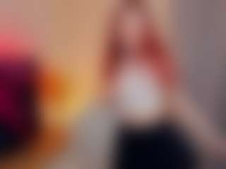 ellianora's Live Sex Cam Show