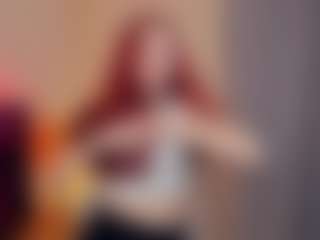 ellianora's Live Sex Cam Show