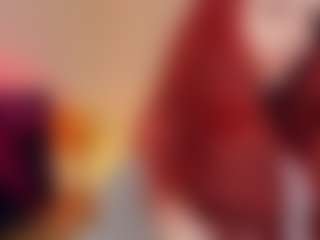 Live cam show with ellianora - Striptease on Mixed Magazine Live