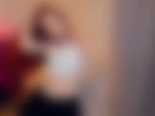 ellianora's Live Sex Cam Show