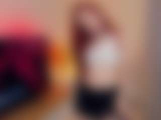 ellianora's Live Sex Cam Show