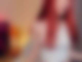 Live cam show with ellianora - Teen (18+) on WildCum
