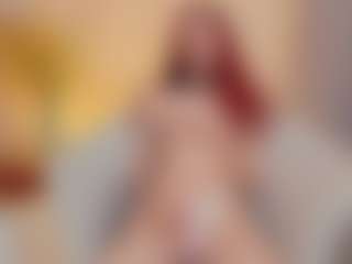 ellianora's Live Sex Cam Show
