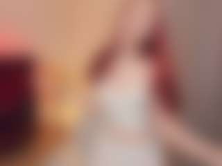 ellianora's Live Sex Cam Show
