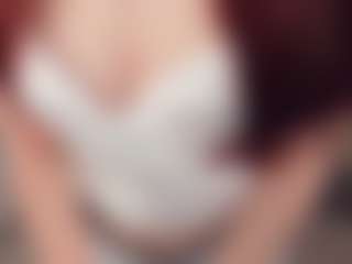 Spettacolo in cam dal vivo con ellianora - College Lovense su Camsoda