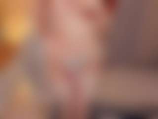 ellianora's Live Sex Cam Show