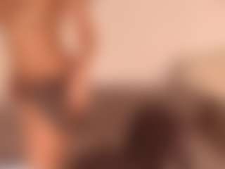 Live cam show with Emma-Wilson - Cum on slutload