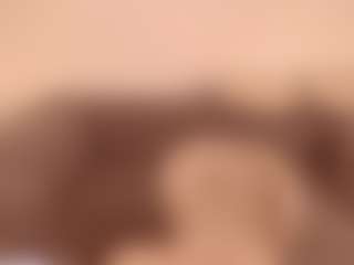 Live cam show with Emma-Wilson - Young Adult Teen (18+) on Camsoda