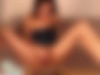 Live cam show with Emma-Wilson - Big Ass on Soda Cam