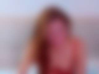 KiraRomeroma's Live Sex Cam Show