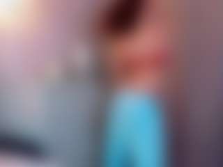 KiraRomeroma's Live Sex Cam Show