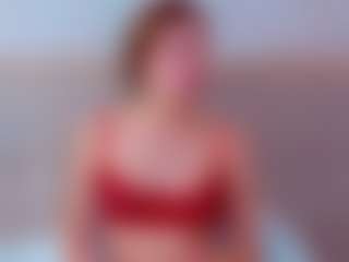 KiraRomeroma's Live Sex Cam Show
