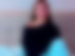 KiraRomeroma's Live Sex Cam Show
