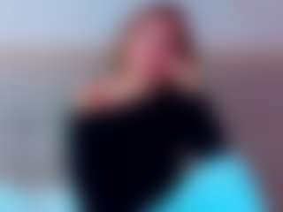 KiraRomeroma's Live Sex Cam Show