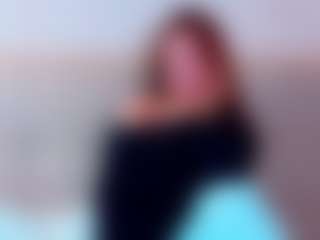 KiraRomeroma's Live Sex Cam Show