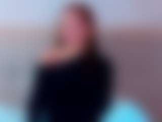KiraRomeroma's Live Sex Cam Show