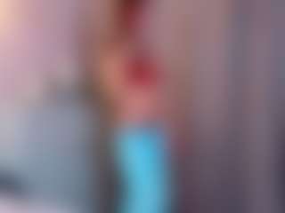KiraRomeroma's Live Sex Cam Show