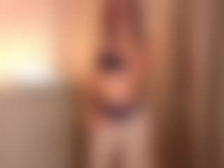 KiraRomeroma's Live Sex Cam Show