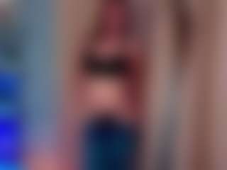 Live cam show with KiraRomeroma - Blue Eyes on liverealitysex.com