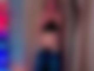 KiraRomeroma's Live Sex Cam Show