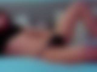 KiraRomeroma's Live Sex Cam Show