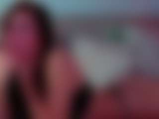 KiraRomeroma's Live Sex Cam Show