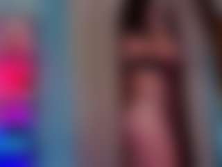 KiraRomeroma's Live Sex Cam Show