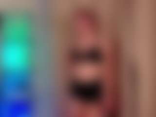 KiraRomeroma's Live Sex Cam Show