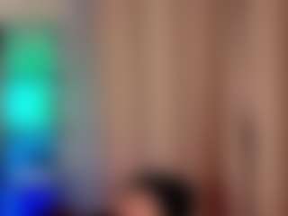KiraRomeroma's Live Sex Cam Show