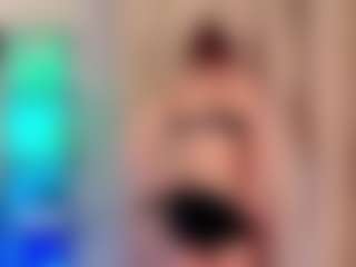 KiraRomeroma's Live Sex Cam Show