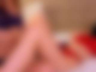 Live cam show with KiraRomeroma - Orgasm on Camsoda