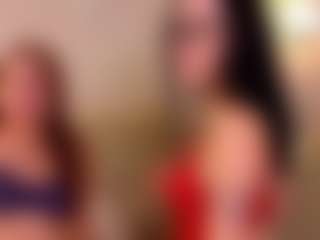 Live cam show with KiraRomeroma - Strip on Camsoda
