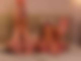 Live cam show with KiraRomeroma - Blue Eyes on crypto-cams