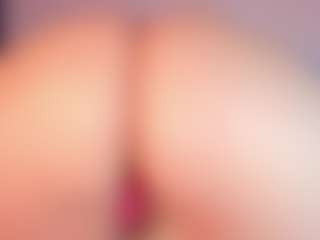 ladyvoluptuous1's Live Sex Cam Show