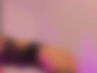 Live cam show with MilyMoretti - Drinking on Camiplay Live