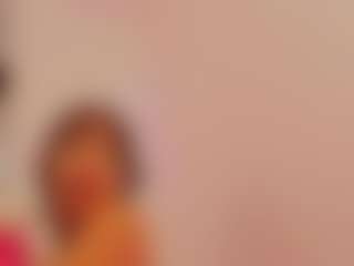 Spettacolo in cam dal vivo con MilyMoretti - Facial Piercings su Camsoda