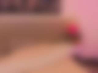 MilyMoretti's Live Sex Cam Show