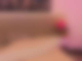 MilyMoretti's Live Sex Cam Show