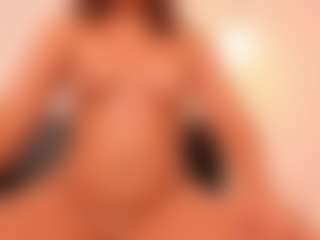 Live cam show with paula-sofia15 - Athletic Strip on Camsoda