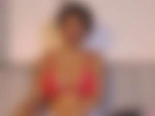 Live cam show with Candy - New Shaved Pussy on StripNow