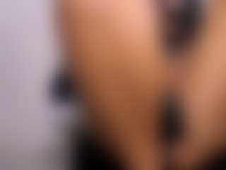 dailaaisha's Live Sex Cam Show