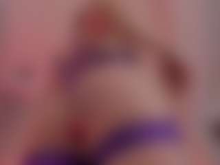 Show en direct avec redvelvet7 - Athletic sur Camsoda