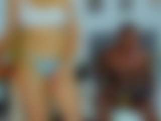 Spettacolo in cam dal vivo con Sara-Crespa - Strip su Camsoda