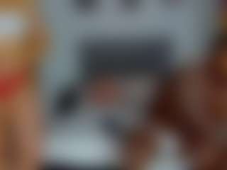 Live cam show with Sara-Crespa - Strip on TeamSkeetLive