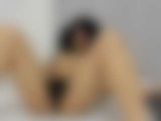 Live cam show with SofiaMillerr - Curly Hair on Camsoda