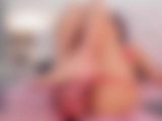 Live cam show with zoee-Evanss - Blowjob on Camversity