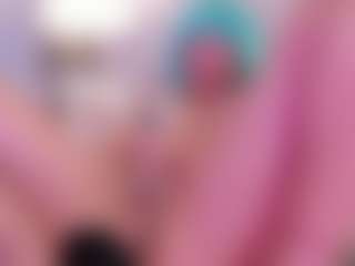 Live cam show with zoee-Evanss - Ice on Camsoda